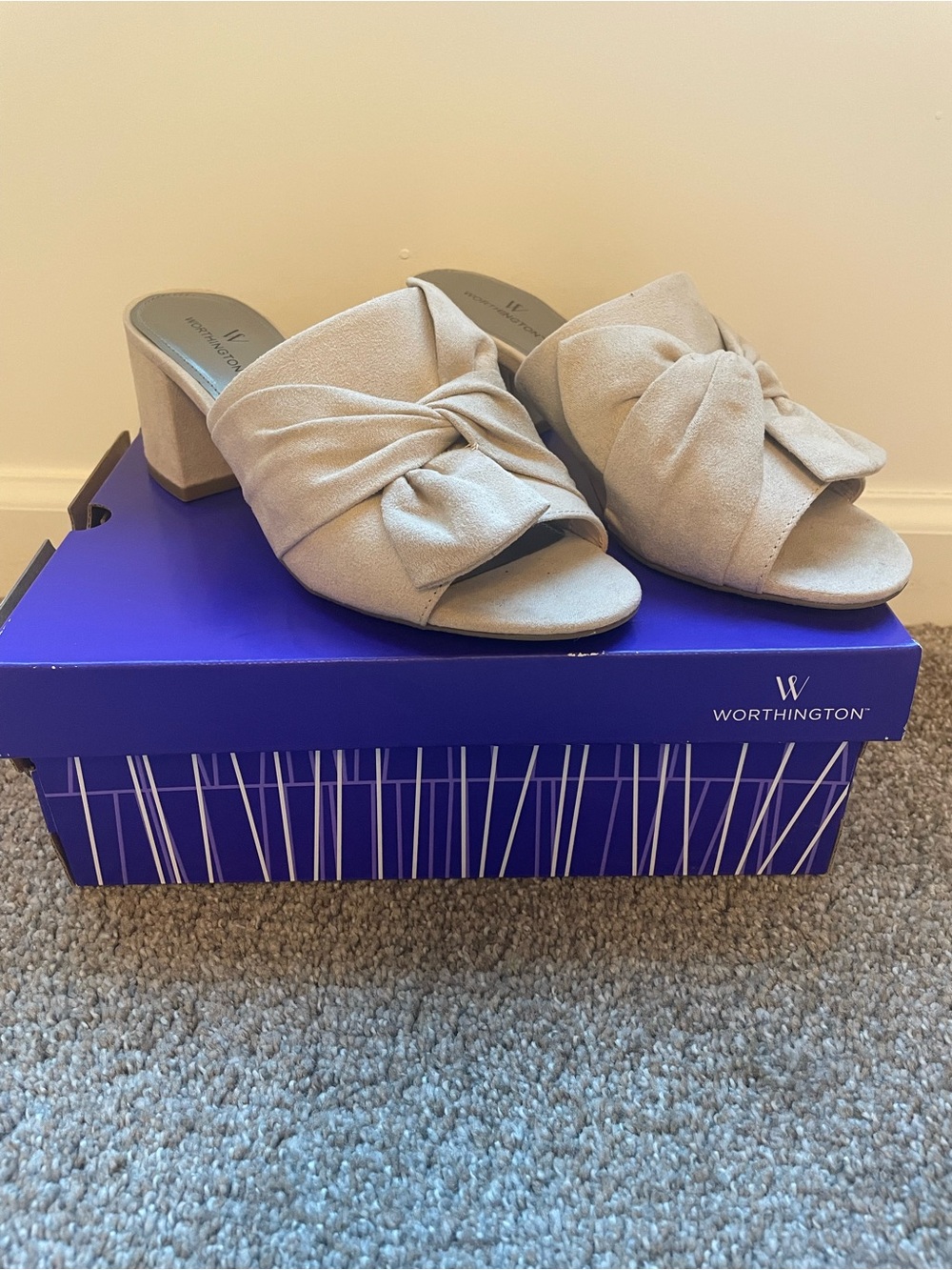 Worthington Freemont Nude Knot-Front Block Heel Mules Peep Toe Size 6.5 M New